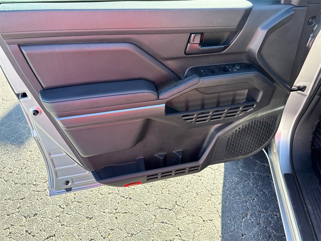 Used 2024 Toyota Tacoma 2WD Double Cab image 10