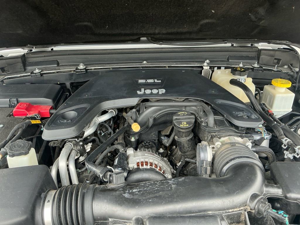 Used 2020 Jeep Gladiator Rubicon AWD/4WD image 25