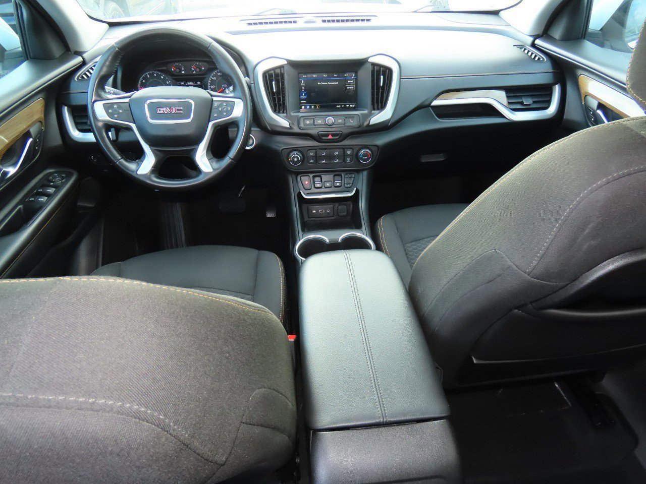 Used 2018 GMC Terrain SLE image 23