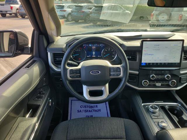 Certified 2023 Ford Expedition XLT AWD/4WD image 15