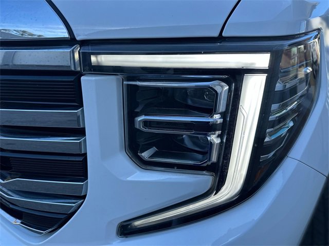 Used 2023 GMC Sierra 1500 SLT w/ SLT Convenience Package image 9