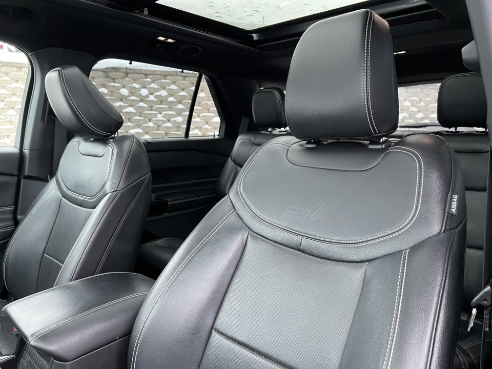 Certified 2021 Ford Explorer ST w/ Equipment Group 401A image 16