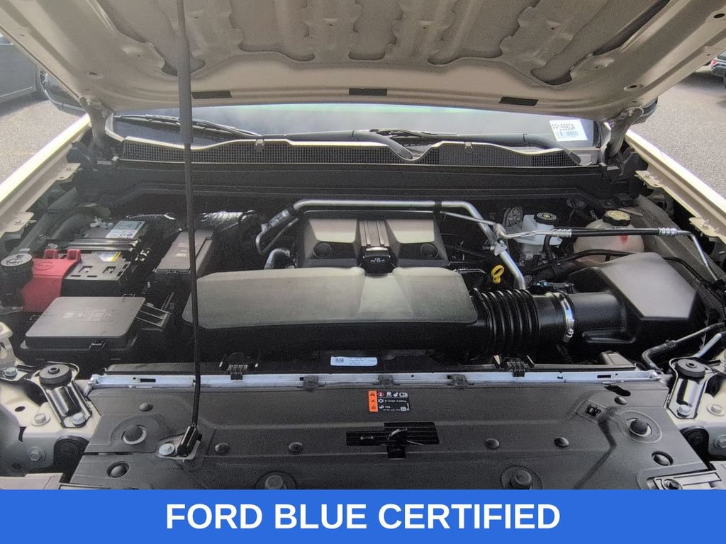 Used 2023 Chevrolet Colorado Trail Boss w/ Technology Package AWD/4WD image 31