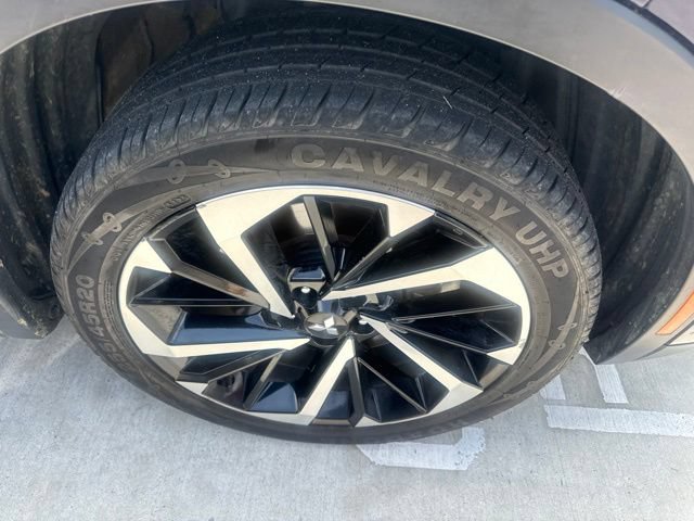 Used 2023 Mitsubishi Outlander SE FWD image 5