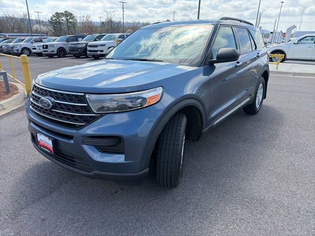 Certified 2020 Ford Explorer XLT image 3