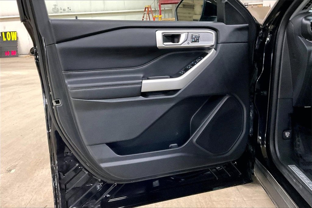Certified 2020 Ford Explorer Limited image 21