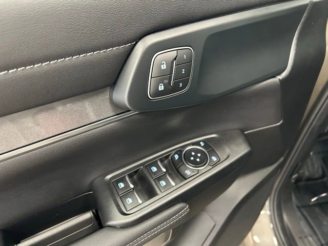 Certified 2025 Ford Ranger Lariat w/ Chrome Accent Package image 14