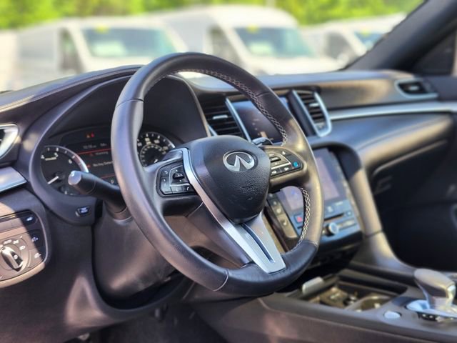 Used 2021 INFINITI QX50 Luxe w/ Appearance Package AWD/4WD image 19