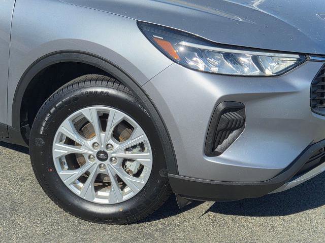 Certified 2024 Ford Escape Active FWD image 9