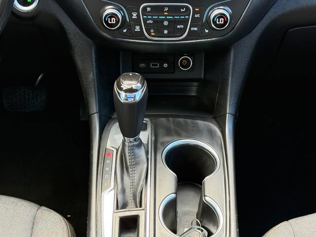 Used 2019 Chevrolet Equinox LT w/ Sun & Navigation Package AWD/4WD image 27