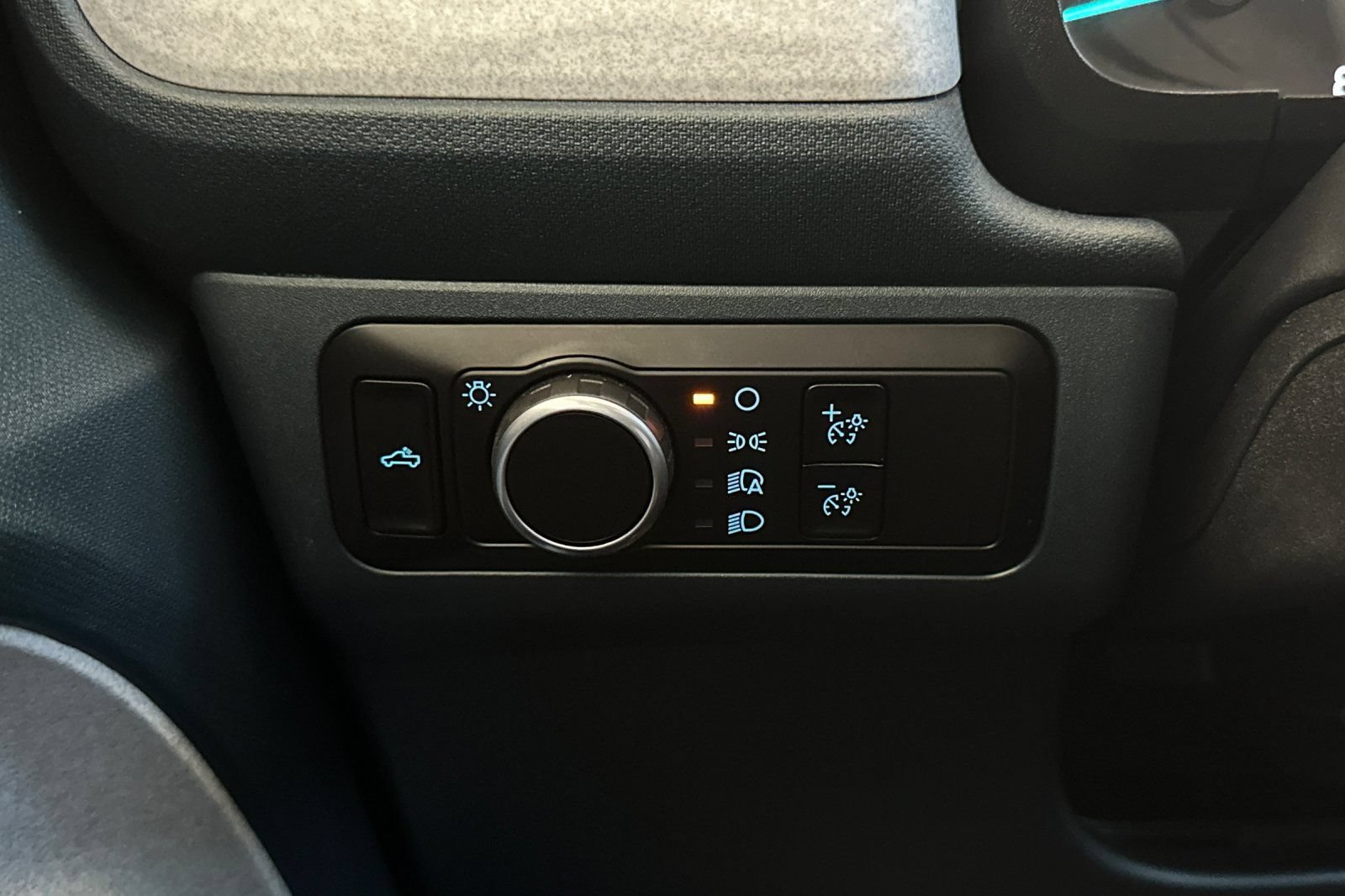 Certified 2023 Ford Maverick XLT FWD image 25