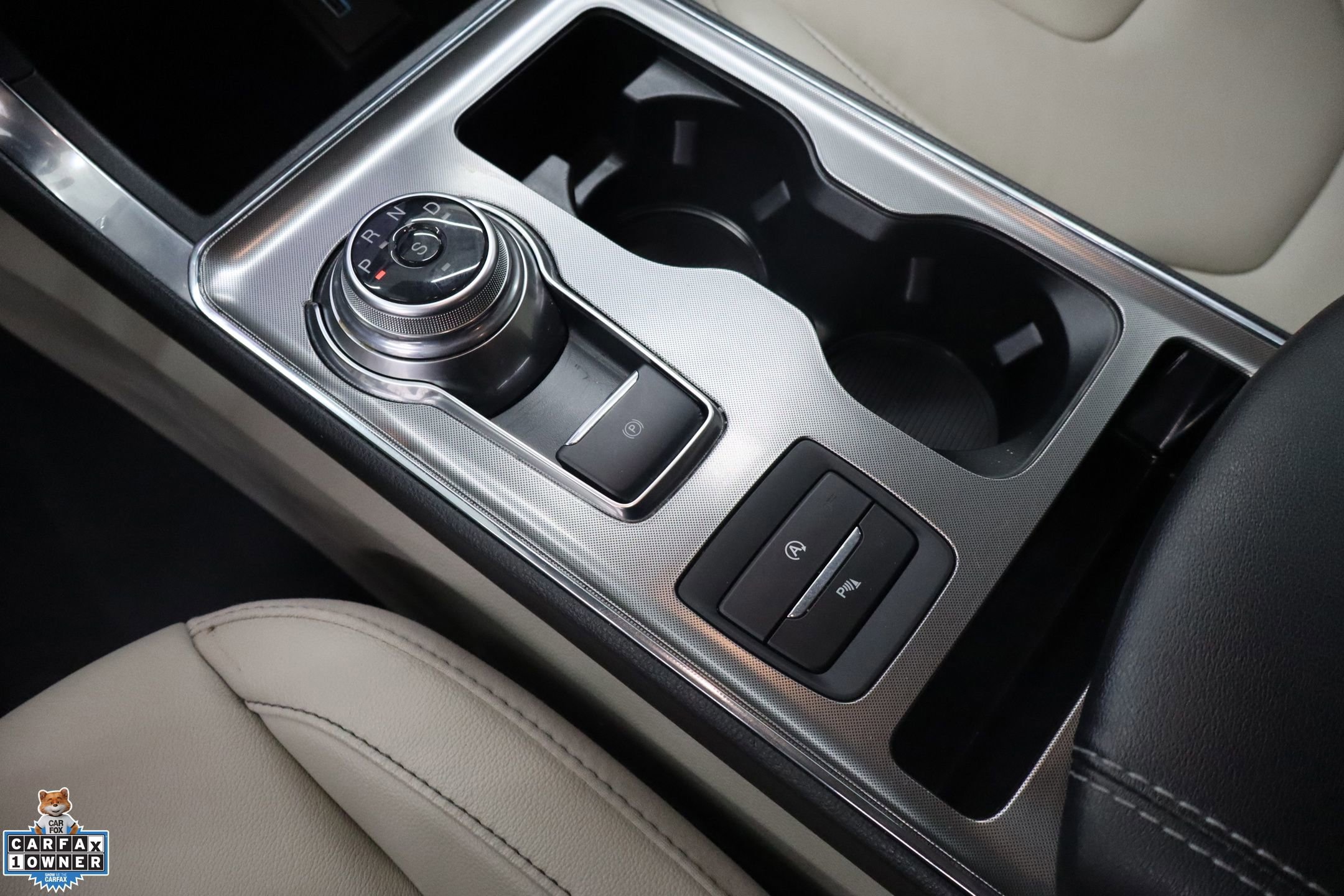 Certified 2022 Ford Edge Titanium AWD/4WD image 26