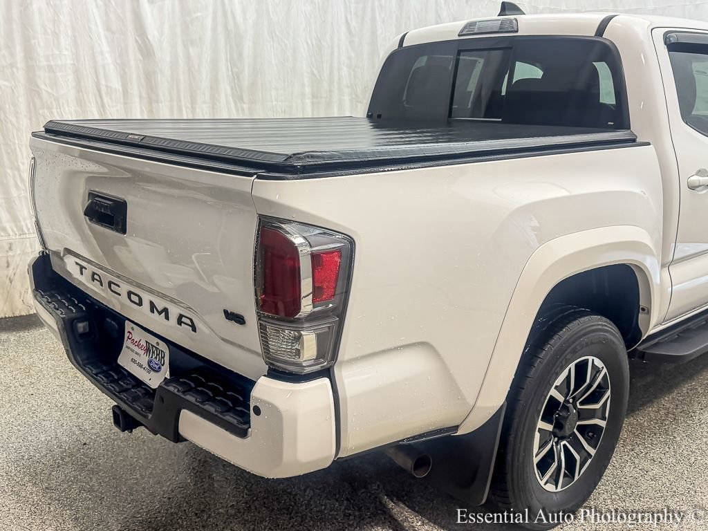 Used 2020 Toyota Tacoma TRD Sport w/ Technology Package image 6