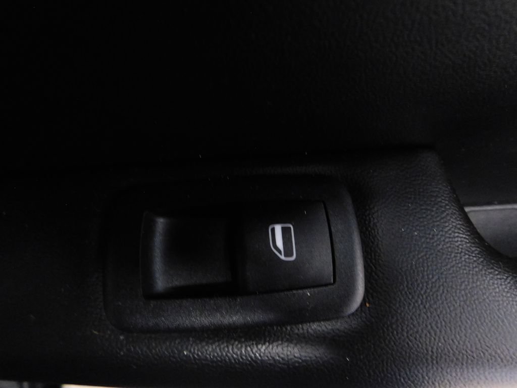 Used 2021 Jeep Grand Cherokee Limited w/ Quick Order Package 28K 80th AWD/4WD image 35