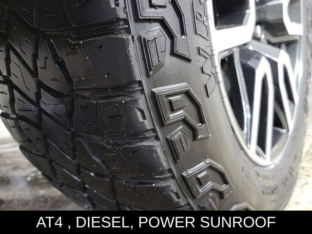 Used 2024 GMC Sierra 1500 AT4 w/ Technology Package AWD/4WD image 11