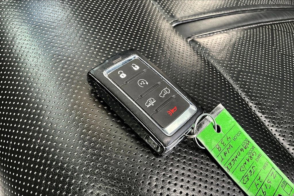 Used 2024 Jeep Grand Wagoneer L Series II w/ Quick Order Packagew 28T image 12