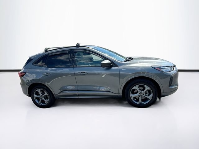 Certified 2023 Ford Escape ST-Line w/ Tech Pack #1 AWD/4WD image 12