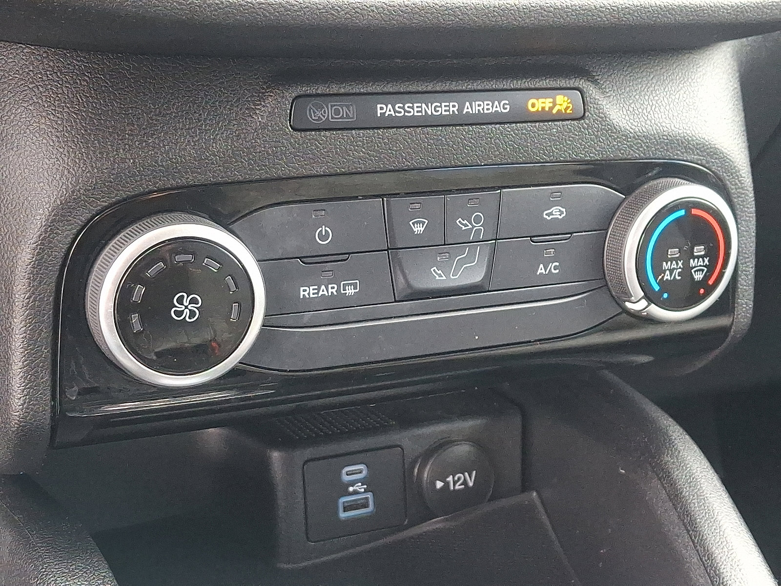 Certified 2022 Ford Escape SE AWD/4WD image 16