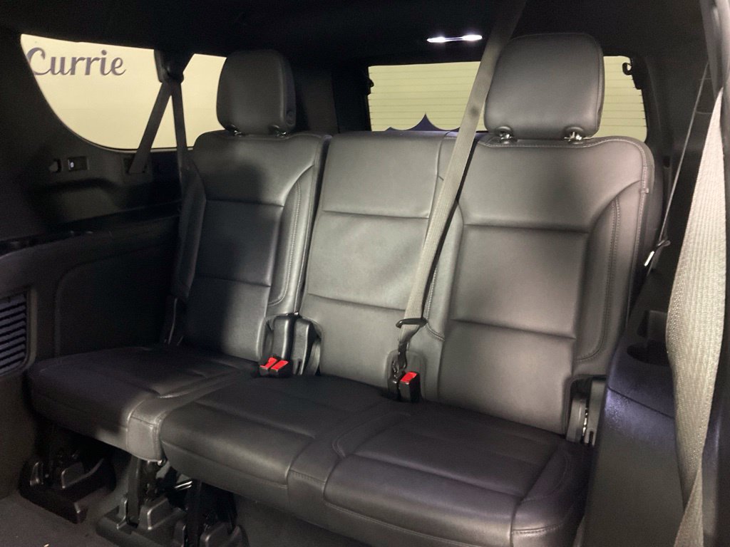 Used 2023 Chevrolet Suburban LT w/ LT Signature Plus Package RWD image 17