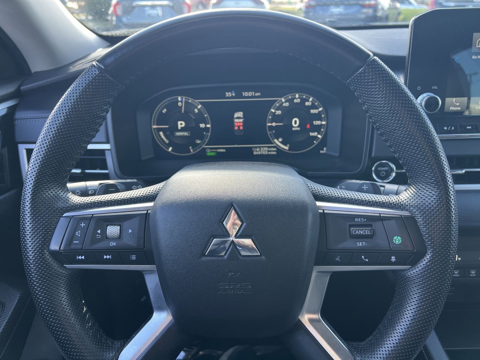 Used 2023 Mitsubishi Outlander SE image 16