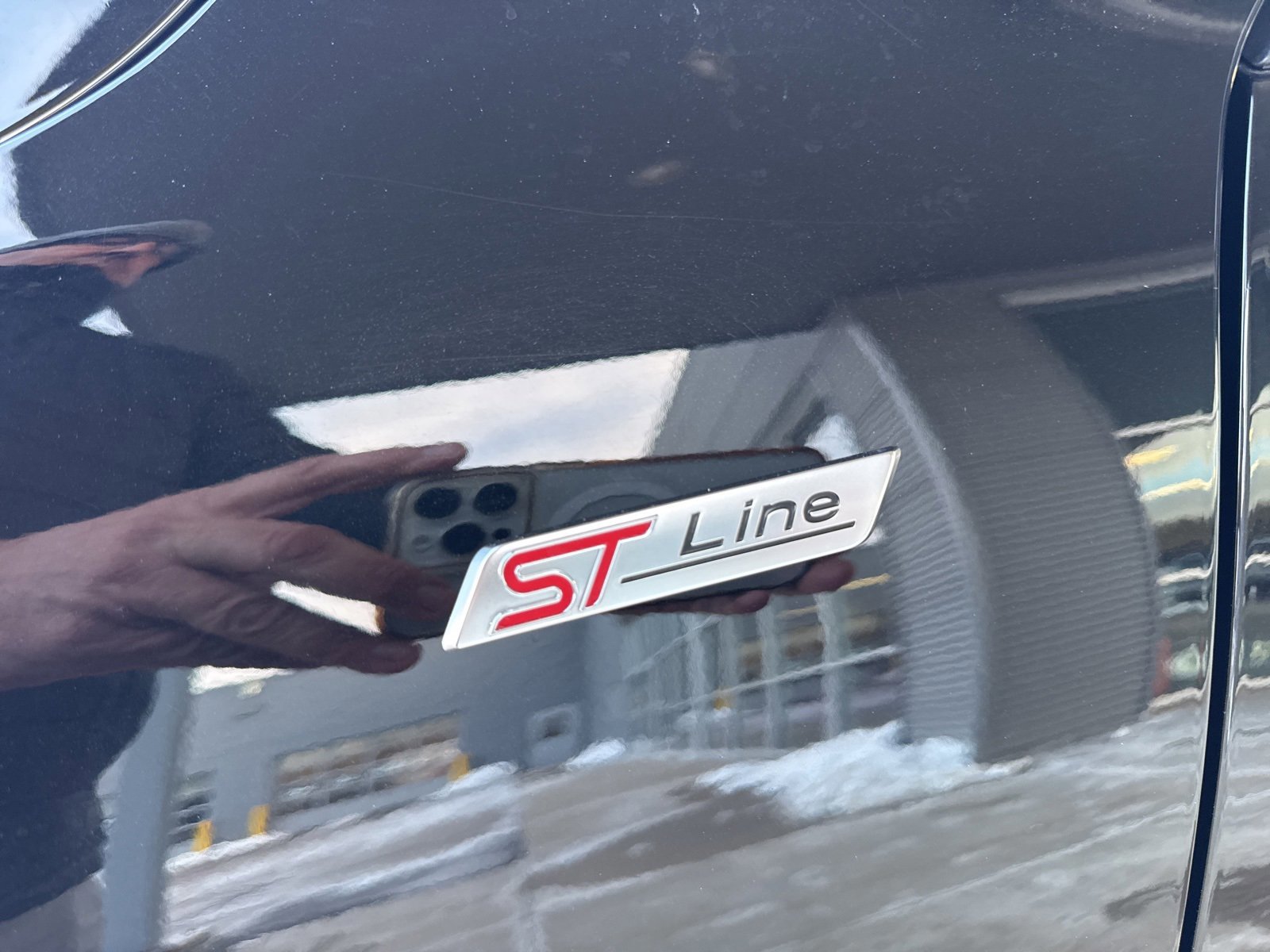 Certified 2024 Ford Escape ST-Line Select w/ Tech Pack #2 image 15