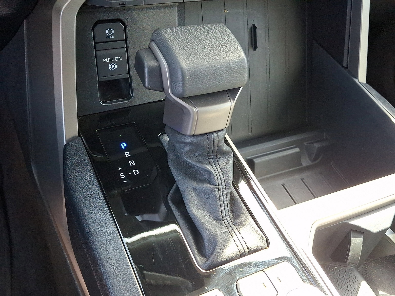 Used 2023 Toyota Tundra SR5 w/ SR5 Premium Package image 22