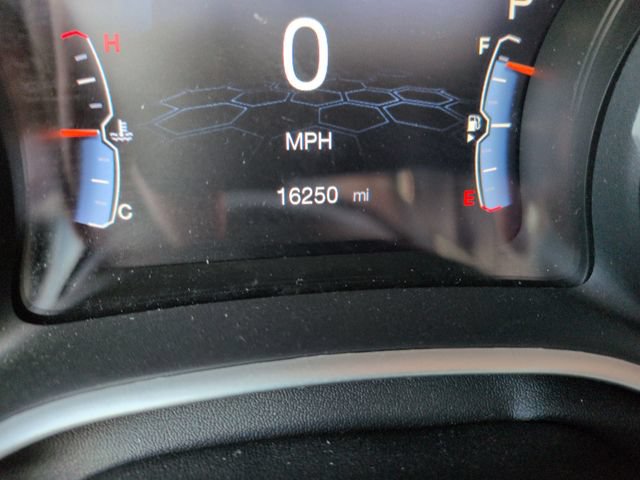 Used 2018 Jeep Compass Limited AWD/4WD image 9