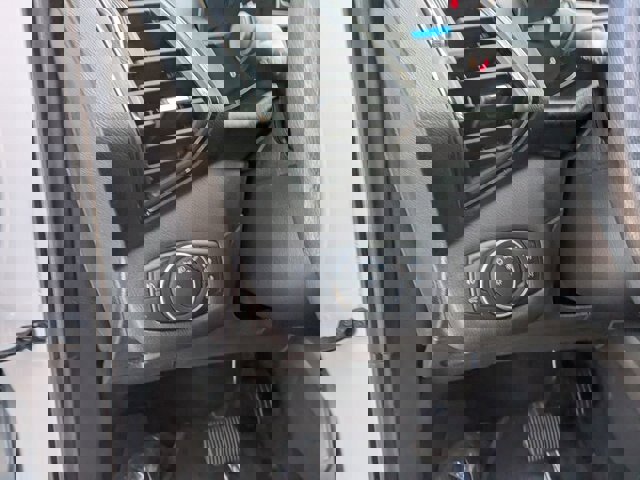 Certified 2018 Ford Escape Titanium w/ Ford Safe & Smart Package image 16