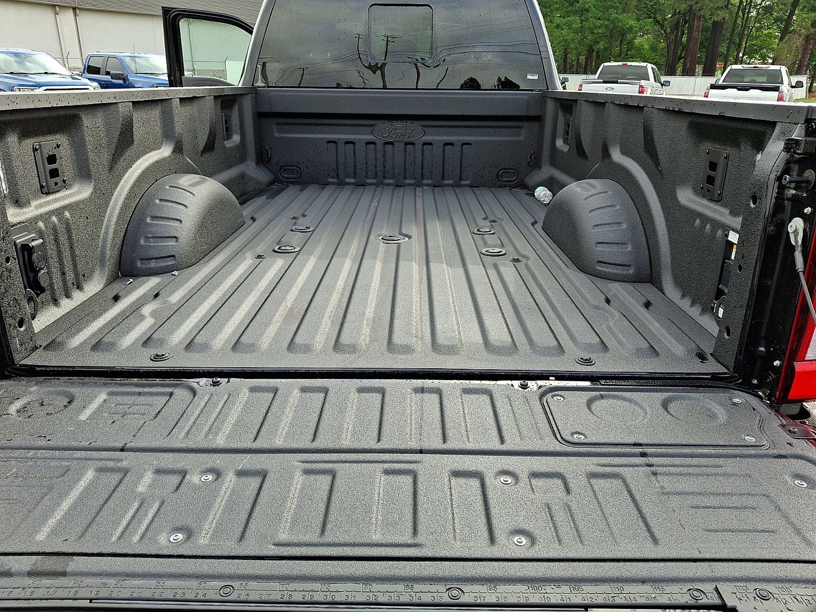 Certified 2026 Ford F450 Platinum w/ Platinum Plus Package AWD/4WD image 28