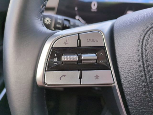 Used 2025 Kia Telluride SX w/ SX Captain's Chair Package image 26