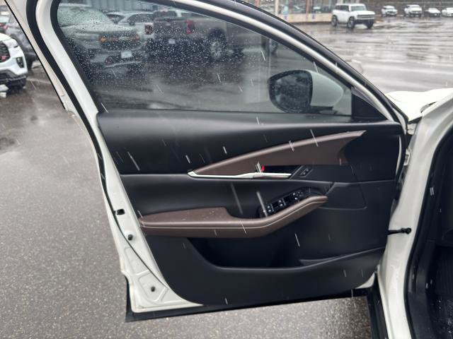 Used 2023 MAZDA CX-30 AWD 2.5 S w/ Premium Package image 15