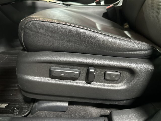 Used 2023 Honda Ridgeline Black Edition image 18