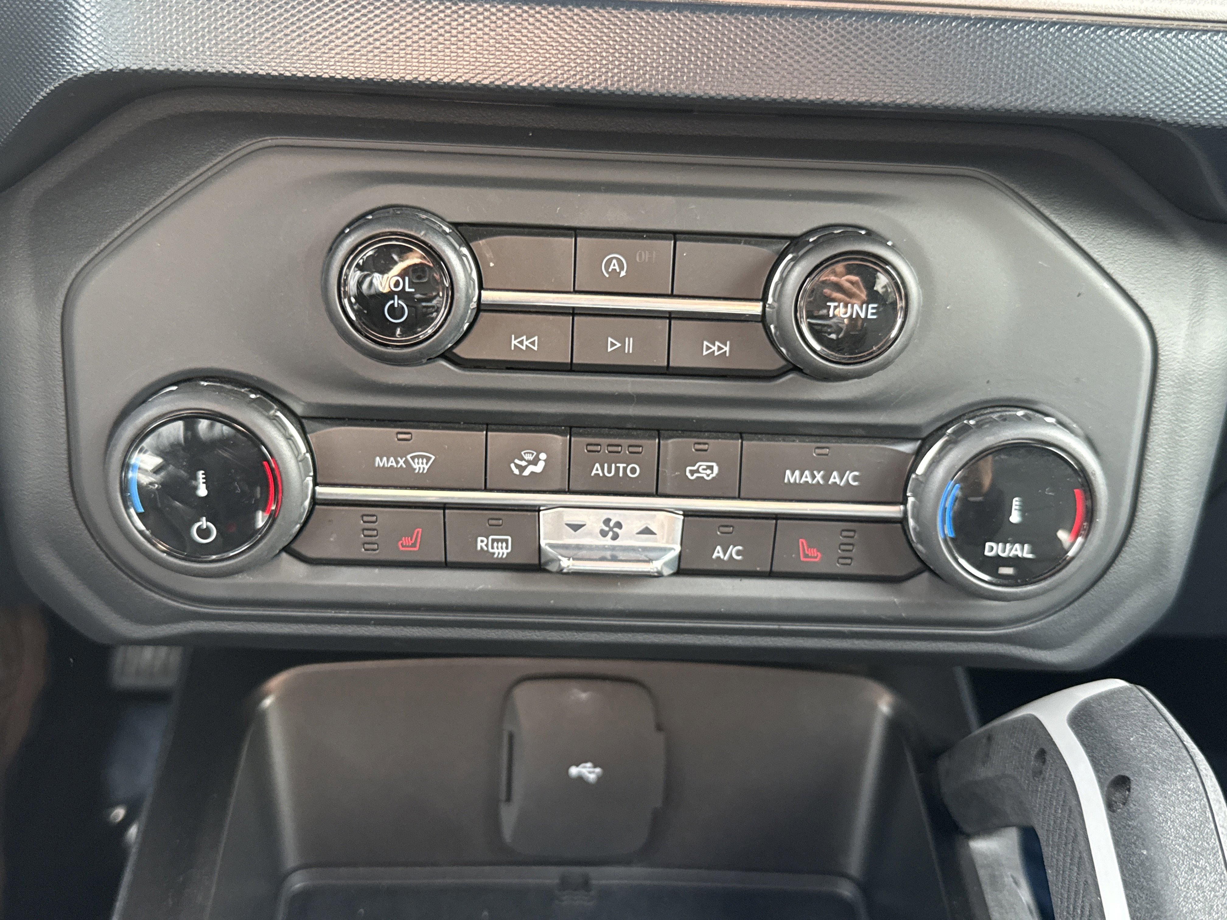 Certified 2022 Ford Bronco Outer Banks image 23