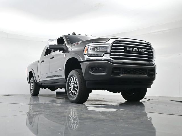 Used 2024 RAM 3500 Limited w/ Safety Group image 32