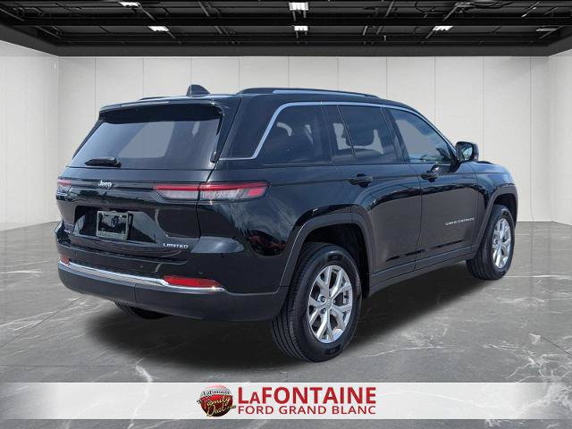 Used 2023 Jeep Grand Cherokee Limited AWD/4WD image 5