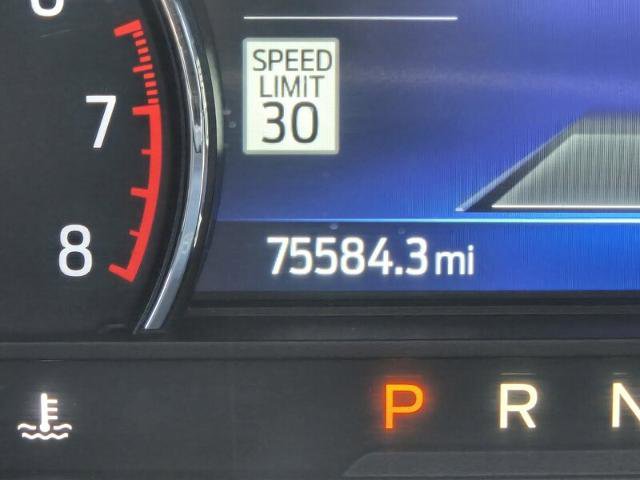 Certified 2022 Ford Explorer XLT w/ Equipment Group 202A image 30