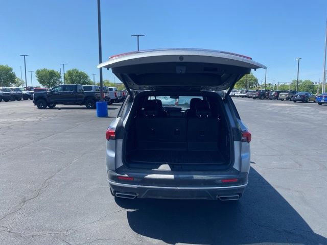 Used 2025 Buick Enclave Preferred w/ Power Package image 5