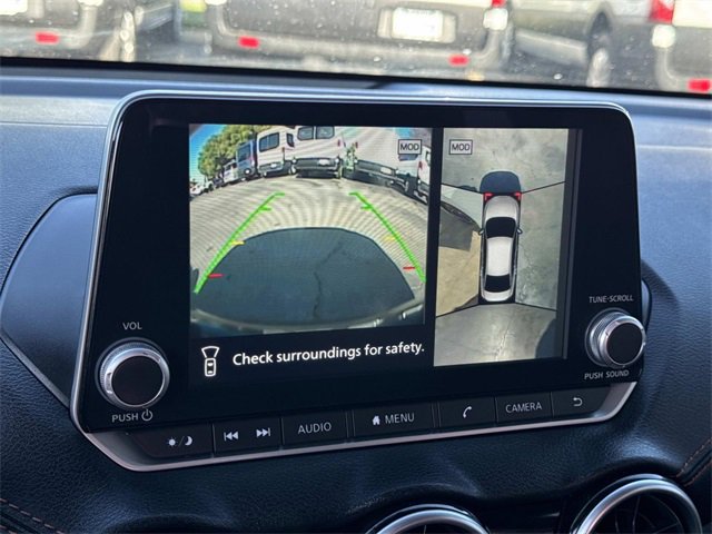 Used 2022 Nissan Sentra SR w/ SR Premium Package image 13