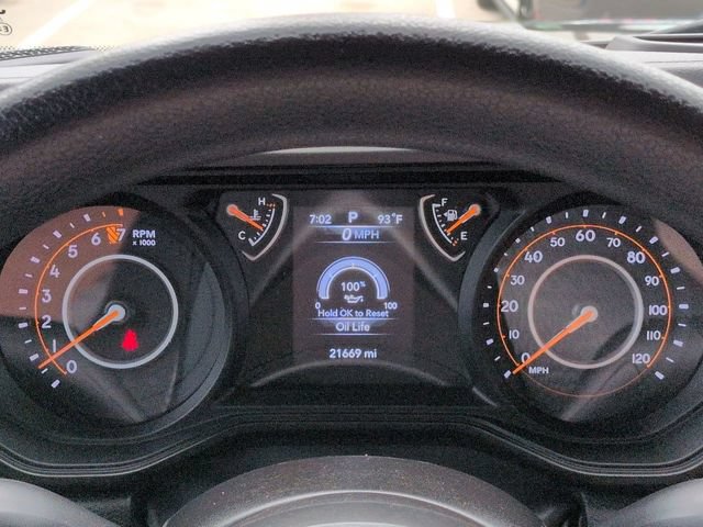 Used 2025 Jeep Gladiator Mojave AWD/4WD image 26