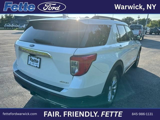 Certified 2023 Ford Explorer XLT w/ Equipment Group 202A AWD/4WD image 8