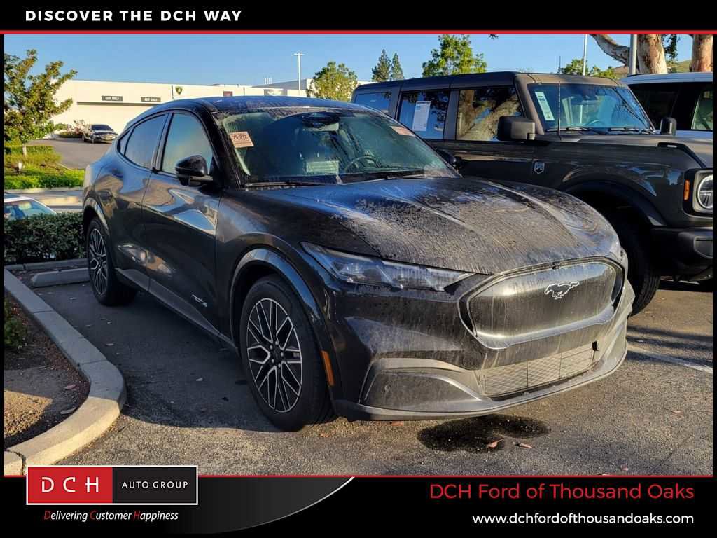 Certified 2025 Ford Mustang Mach-E Premium image 1