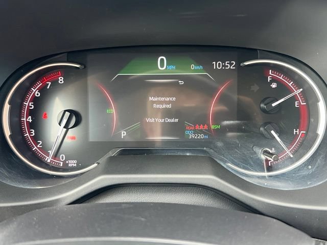Used 2025 Toyota RAV4 XLE FWD image 21