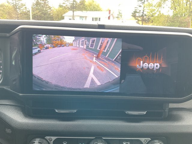 Used 2024 Jeep Wrangler Sport AWD/4WD image 24