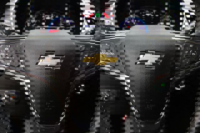 Used 2020 Chevrolet Equinox LT image 16