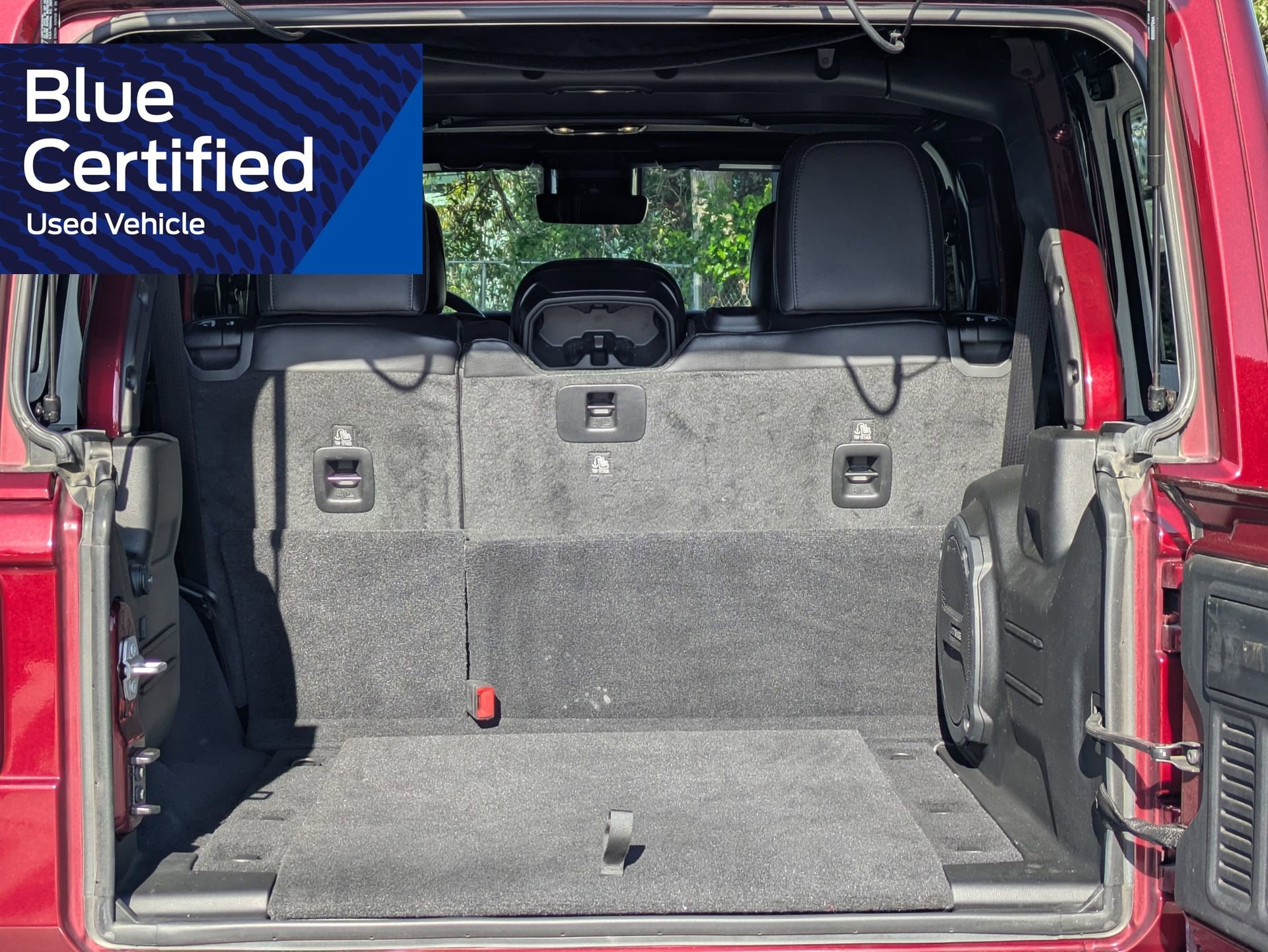 Used 2022 Jeep Wrangler Unlimited Rubicon AWD/4WD image 16