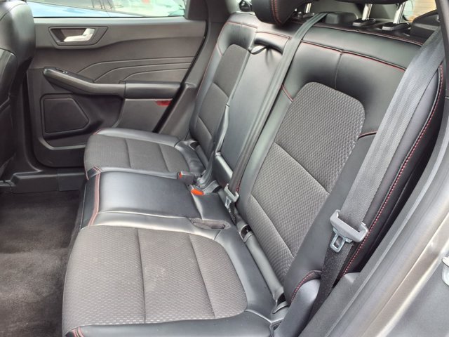 Certified 2024 Ford Escape ST-Line w/ Tech Pack #1 AWD/4WD image 9