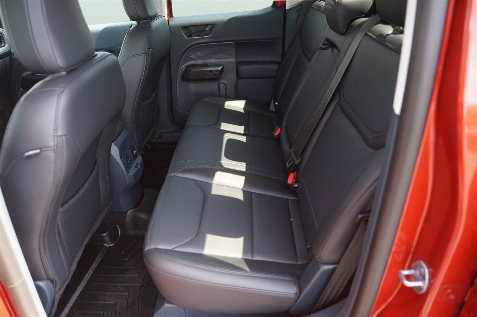 Certified 2024 Ford Maverick Lariat w/ Black Appearance Package FWD image 13