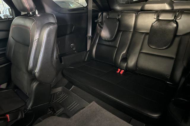 Certified 2023 Ford Explorer ST-Line w/ Class IV Trailer Tow Package image 15