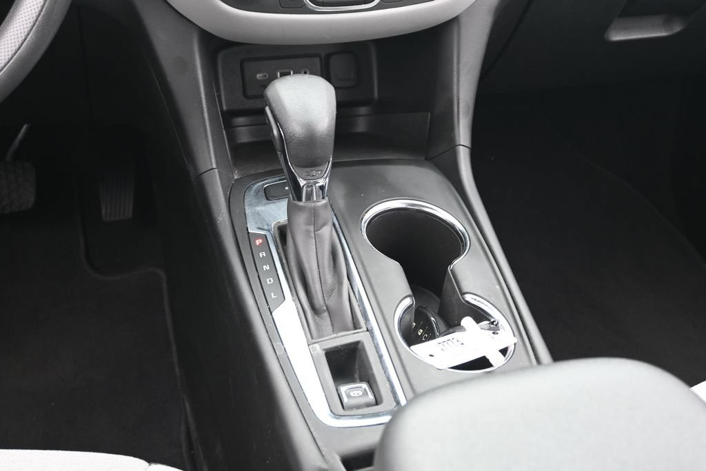 Used 2022 Chevrolet Equinox LS AWD/4WD image 28