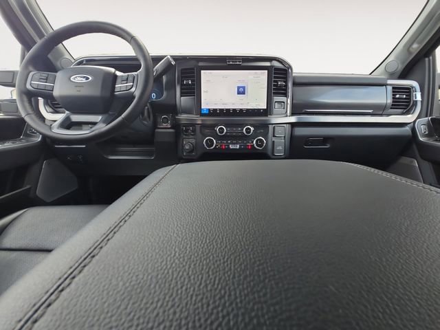Certified 2025 Ford F350 Lariat w/ FX4 Off-Road Package image 10